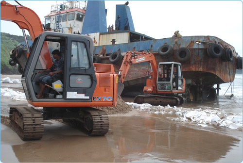 Refloating Grounded Tugboat, India